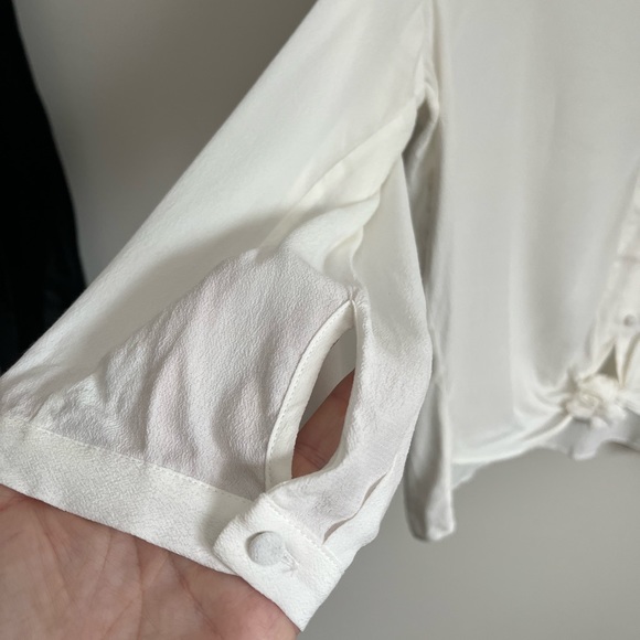 RW&co Tie Front 3/4 Sleeve Blouse - Picture 6 of 7